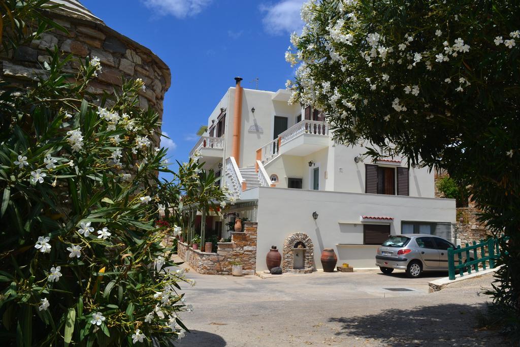 Stelios Zalonis Apartments Tínos Exteriör bild
